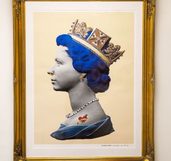 Mark IlluminatiBlue Punk Queen