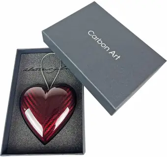 Alastair GibsonCarbon Heart - neutral