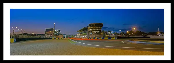 Click Here To Enlarge This Photo Of Le Mans 24hr Pitlane Straight
